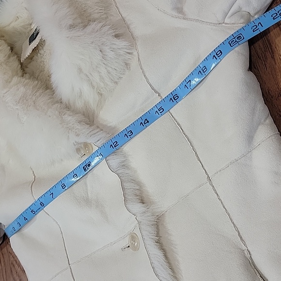 Women's White Teddy Jacket - Picture 10 of 16